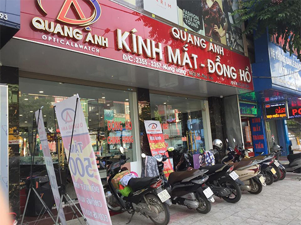 Cửa hàng kính mắt uy tín tại Việt Trì