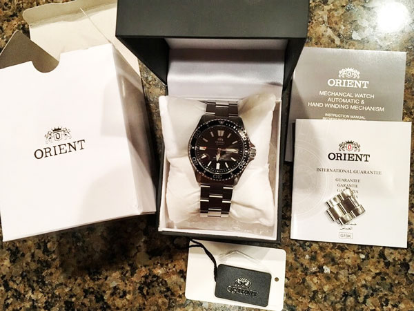 Những dấu hiệu giúp bạn nhận biết một cửa hàng đồng hồ Orient chính hãng